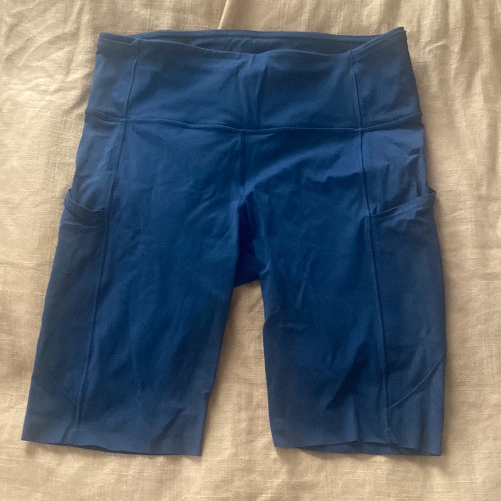 Lululemon Fast and Free shorts 10”